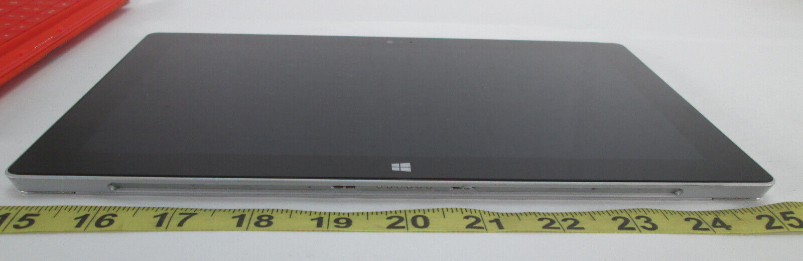 Microsoft Surface RT Tablet w Removable Red Keyboard 64GB 2 GB RAM Touchscreen C