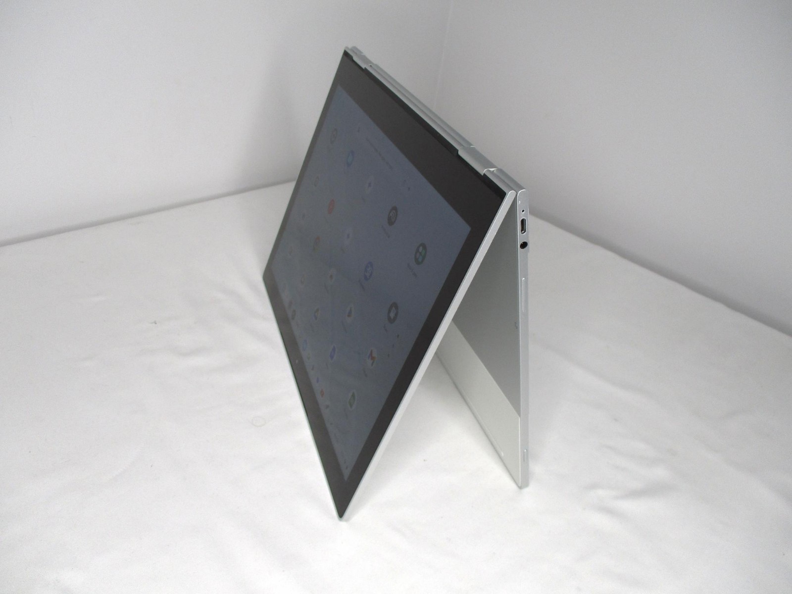 Google Pixelbook C0A Chrome 12.3″ TouchScreen i7-7Y75 1.3Ghz 16GB 512GB-1BAD USB