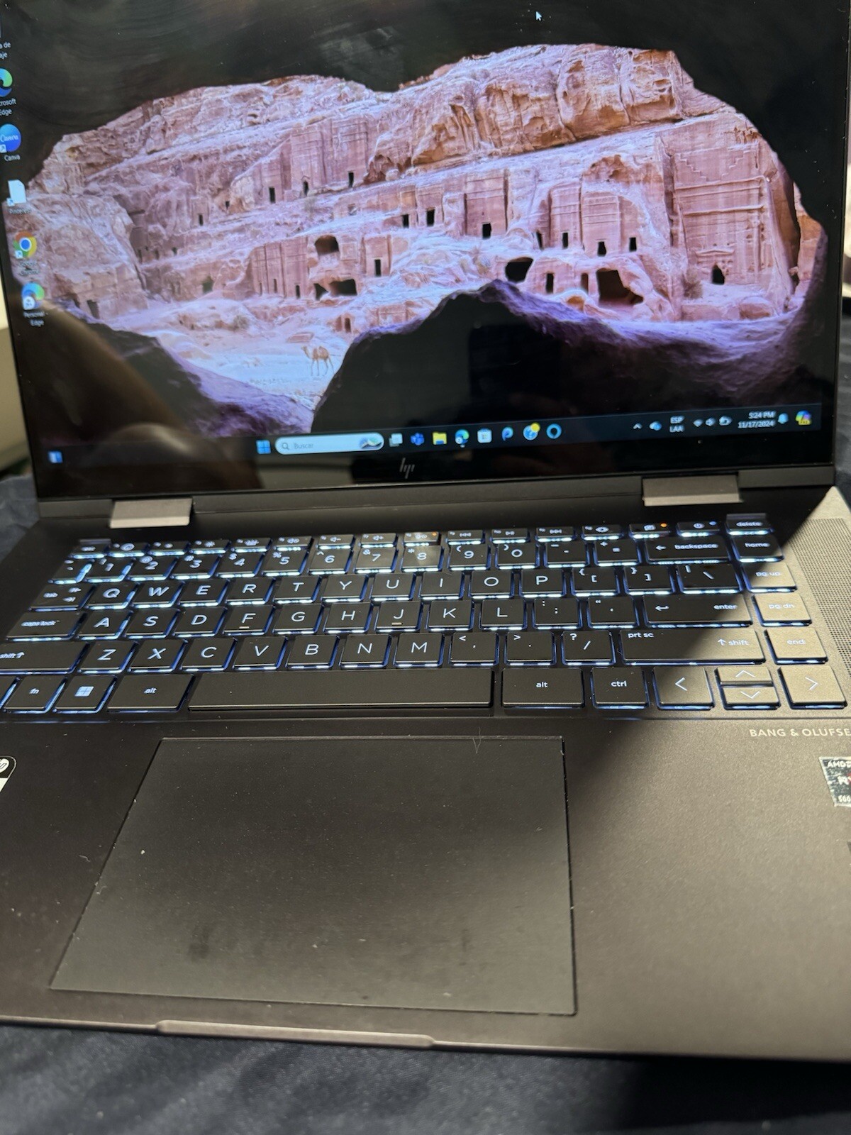 HP ENVY x360 15.6″ (256GB SSD, AMD Ryzen 5, 4.30 GHz, 8GB) Notebook/Laptop -…