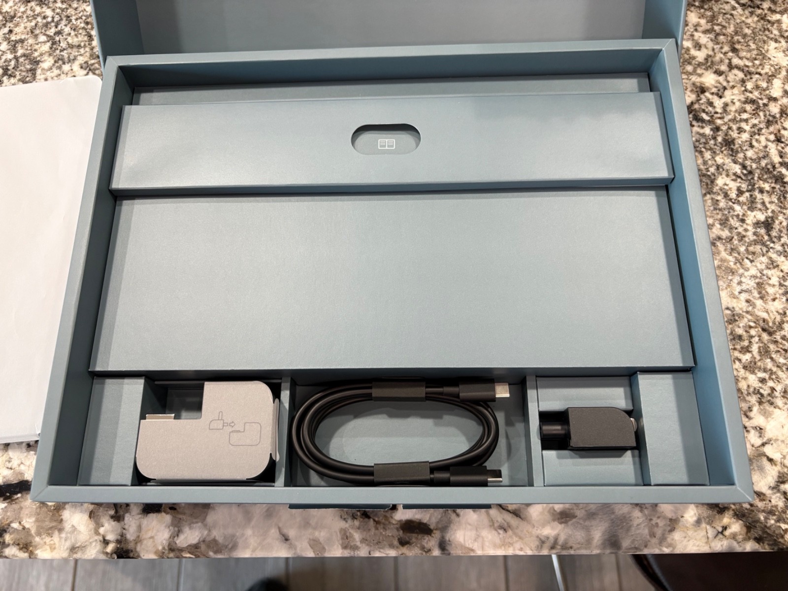 Microsoft 13″ Surface Laptop Snapdragon X Plus 8-Core, 16GB RAM, 512GB, Ocean.