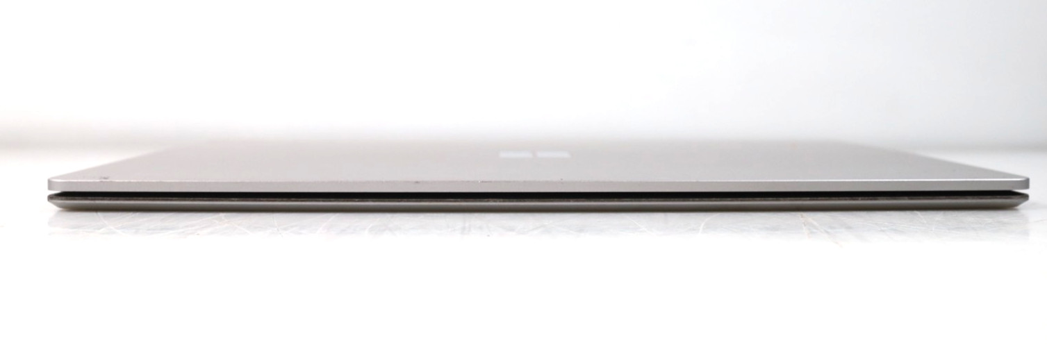Microsoft Surface Laptop 4 1958 13.5″ Ryzen 5 16GB DDR4 No HDD COA OS