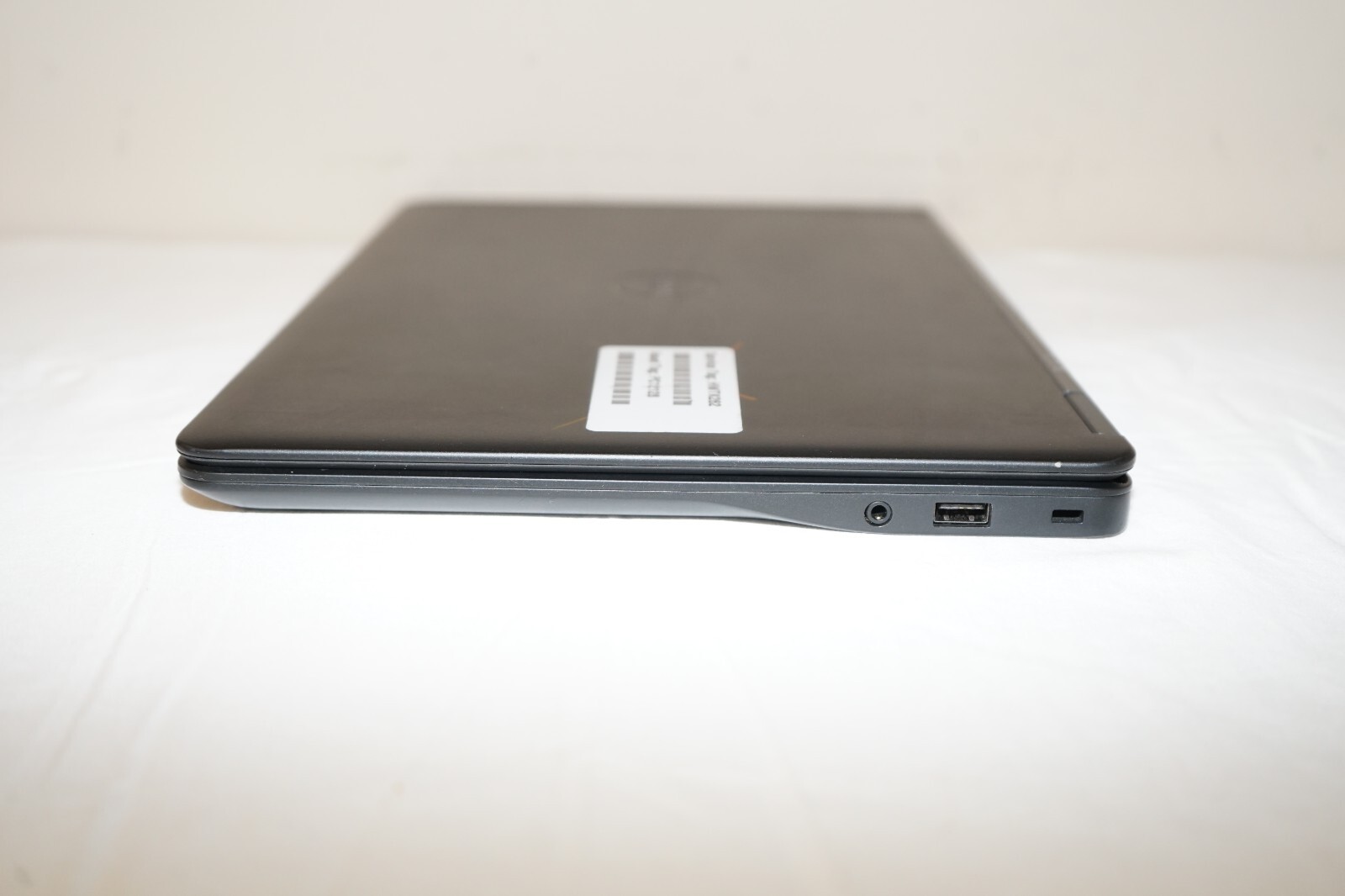 ^ Dell Latitude E7450 14″ Intel i7-5600U @ 2.60GHz 4GB Ram No HD #C1668
