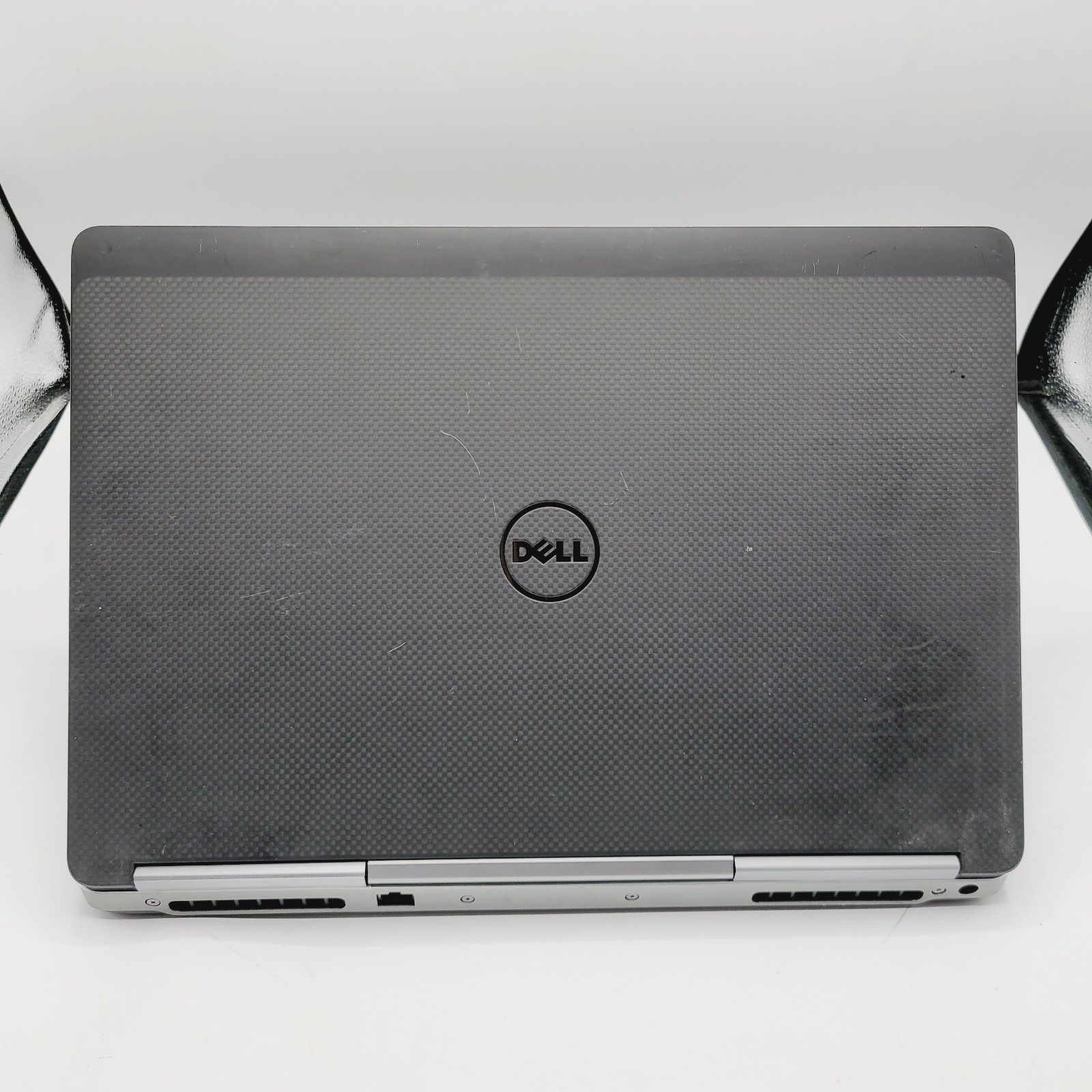 Dell Precision 7520 I7 7820HQ 32GB No HDD 15.6″ Radeon Pro 2GB – ***Boot to Bios
