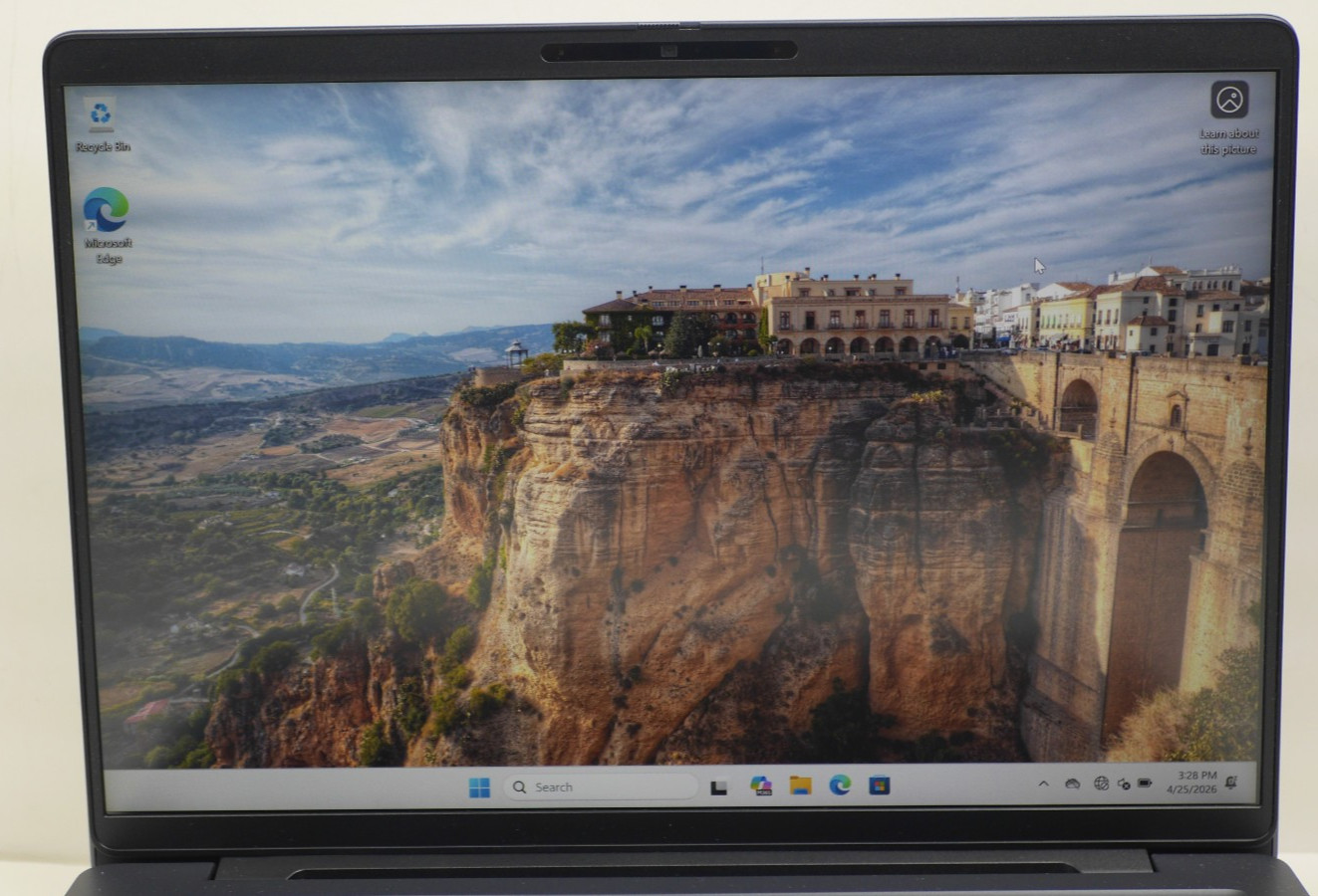 Dell Pro Max 14 MC14250 14″ 1TB 2.2GHz 32GB RAM Intel Core Ultra 7 (H90001236)