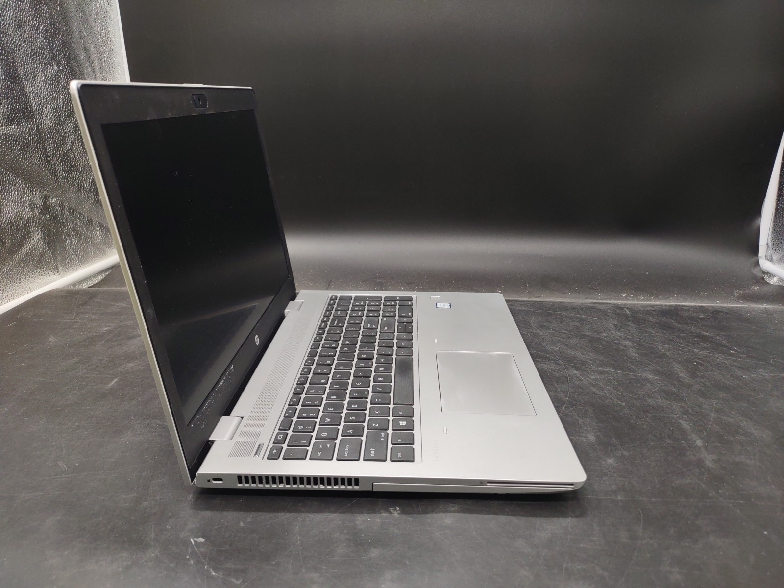 HP Probook 650 G5 i5 8265U @ 1.60GHz 12GB RAM NO NVME NO OS