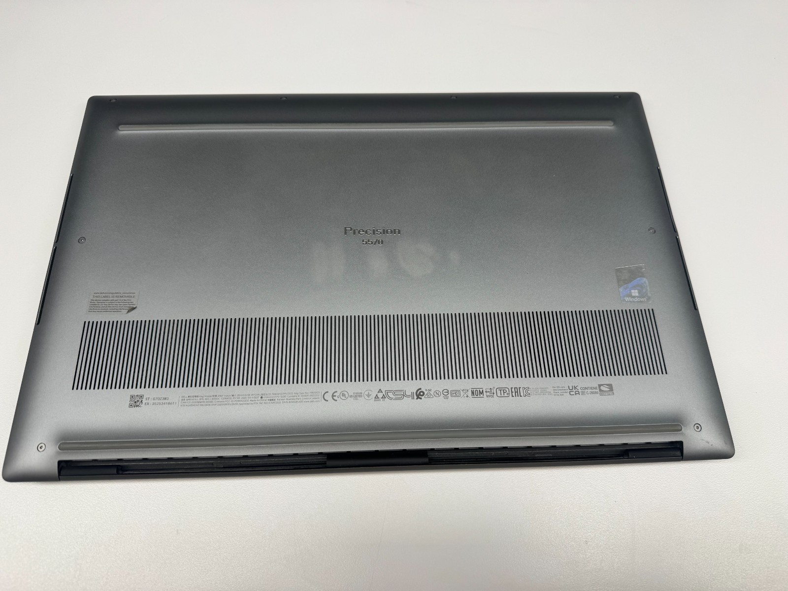Dell Precision 5570 15.6″ Laptop | i7-12700H | 32GB RAM | 512GB NVME | Win11 Pro