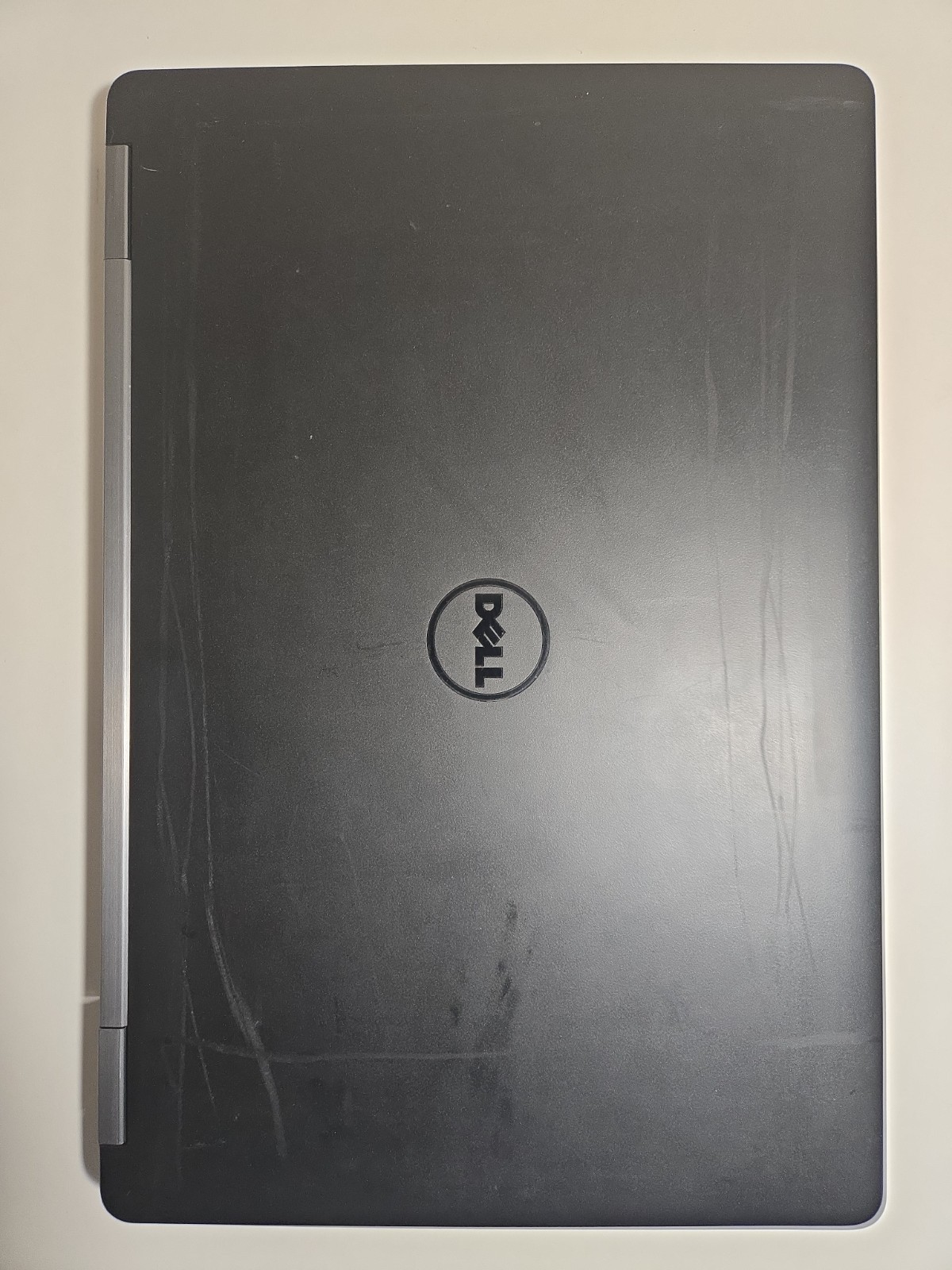 Dell 15,6″/i7-6820HQ/ATI Radeon R9/8Gb/ssd 250/Camera/ Battery Is Good/…/NO AC