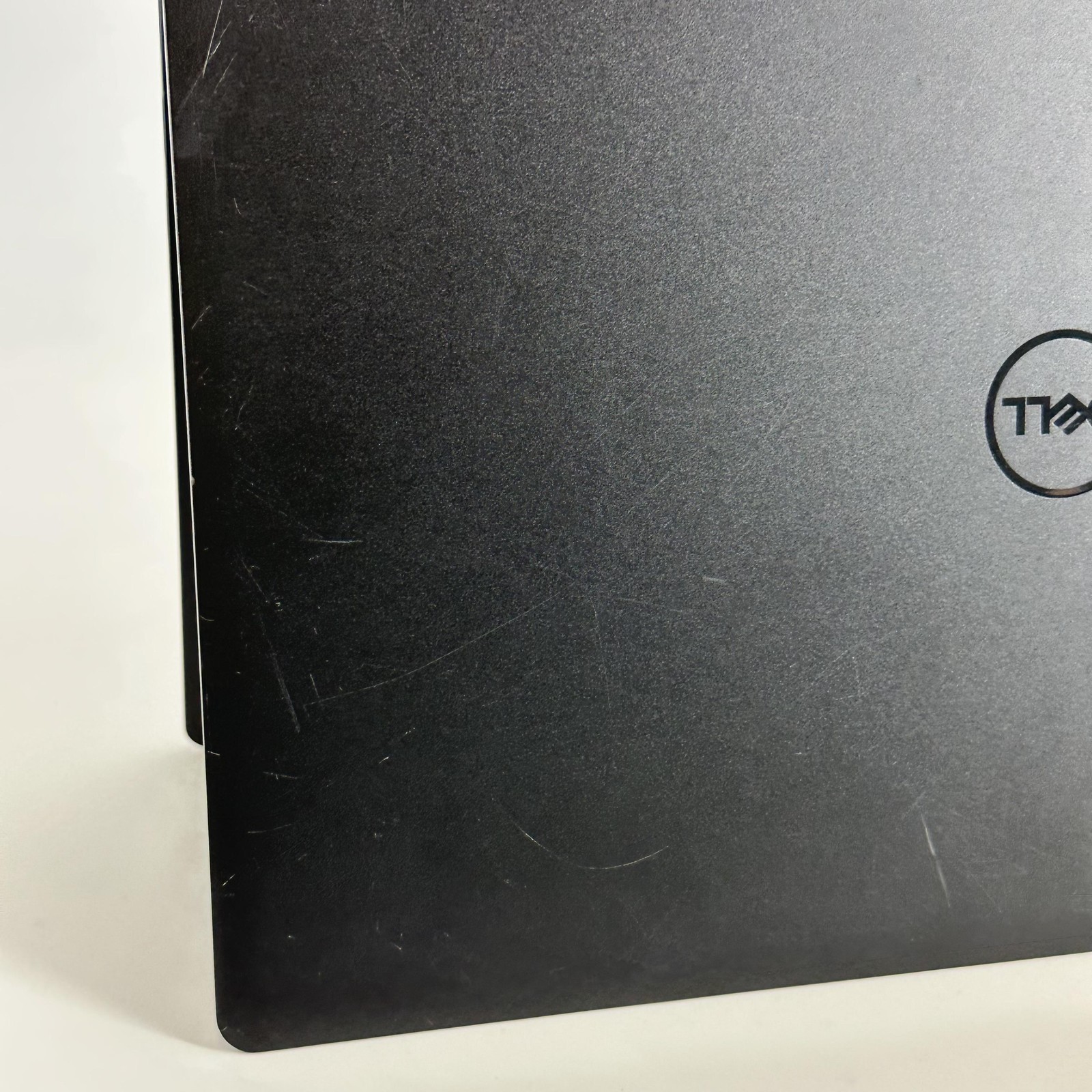 Dell Inspiron 3520 15.6 Black FHD 1.3 GHz i5-1235U 16GB RAM 512GB SSD Good