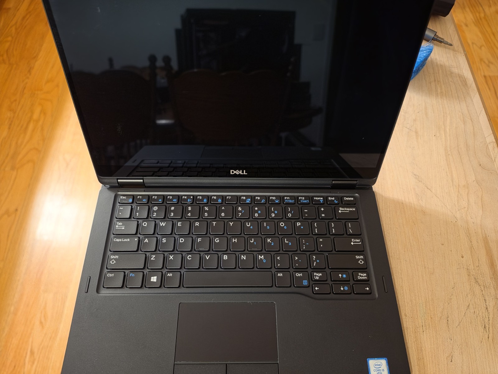 Dell Latitude 7390 2-in-1 Touchscreen Laptop 8th Gen Core I5 1 Tb M.2 16 Gb Ram