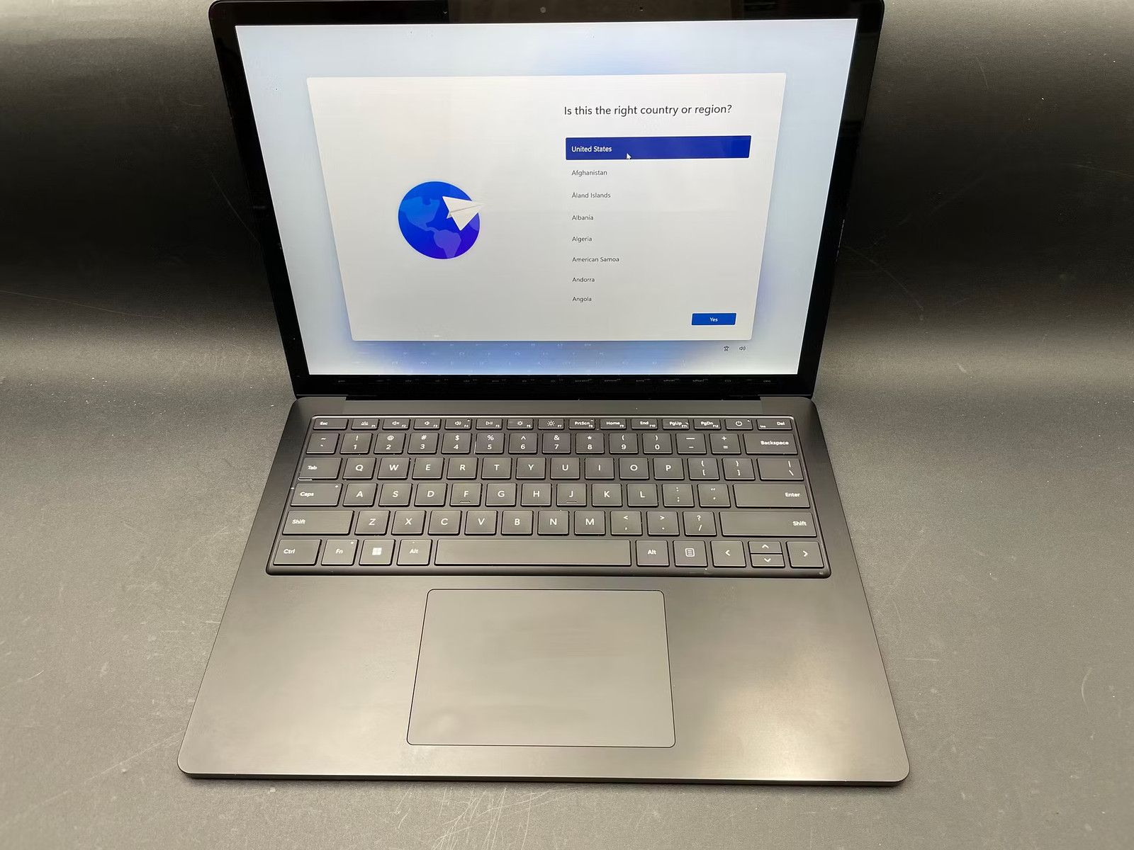 Microsoft Surface Laptop 5 Used 13.5″ (i7-1265U-16GB-255GB NVMe)