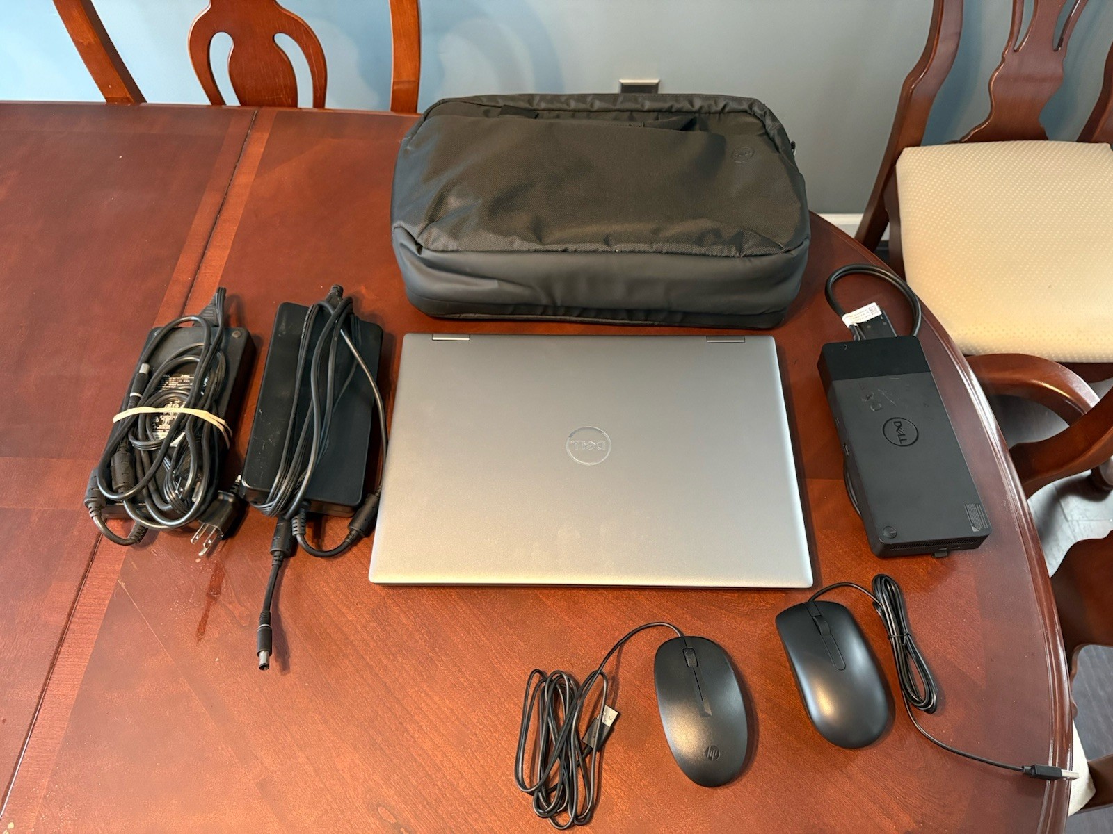 Dell Precision 7670 16″ i7-12850HX 64GB 1TB SSD Win11 Pro RTX A4500 +Accessories