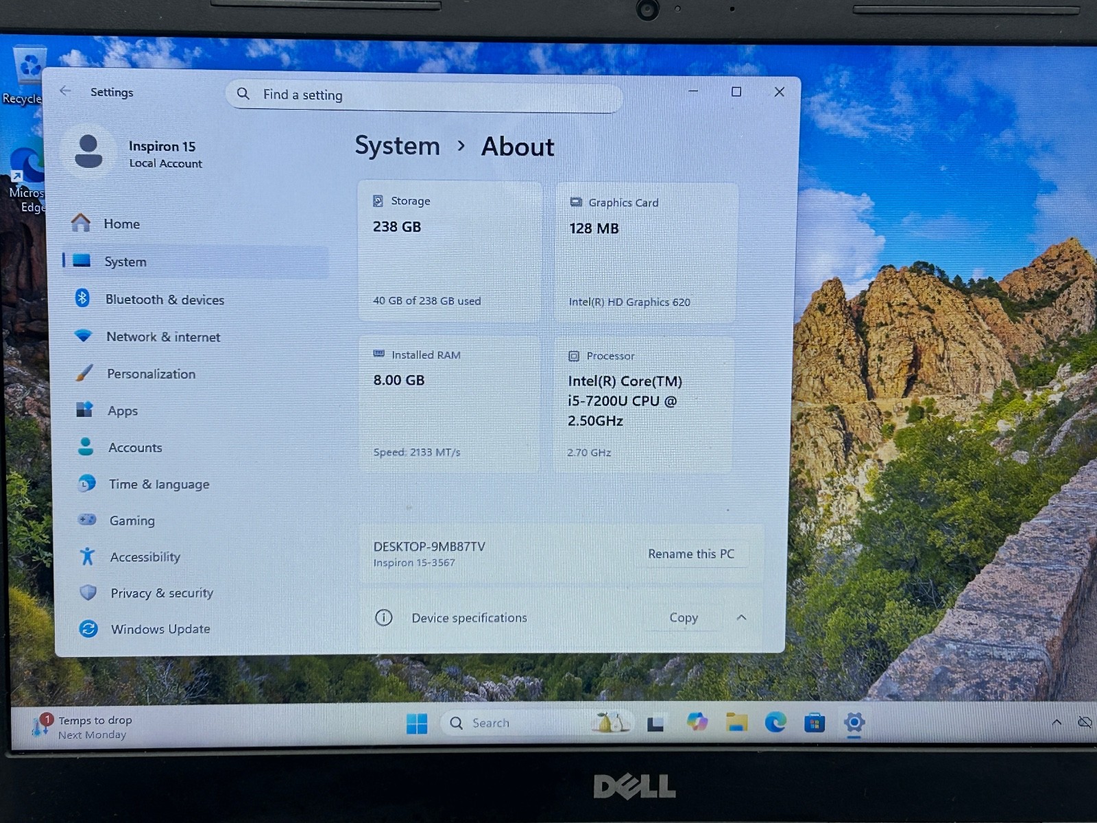 Dell Inspiron 15 3567 Laptop i5-7200U 2.50GHz 8 GB RAM 250 GB HDD Win 11 Home