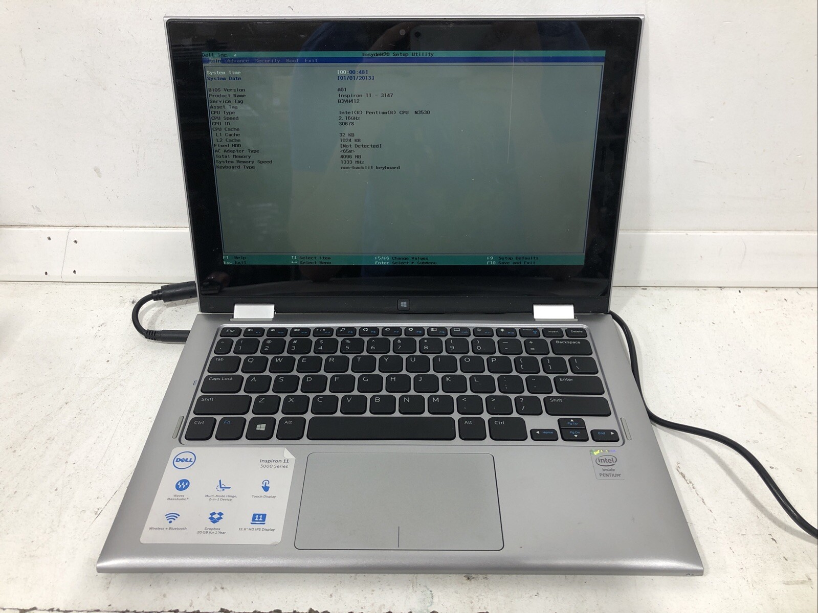 Dell Inspiron 11 – 3147 – 12″ 1366×768 – N3530 – 4GB – NO HDD – NO OS
