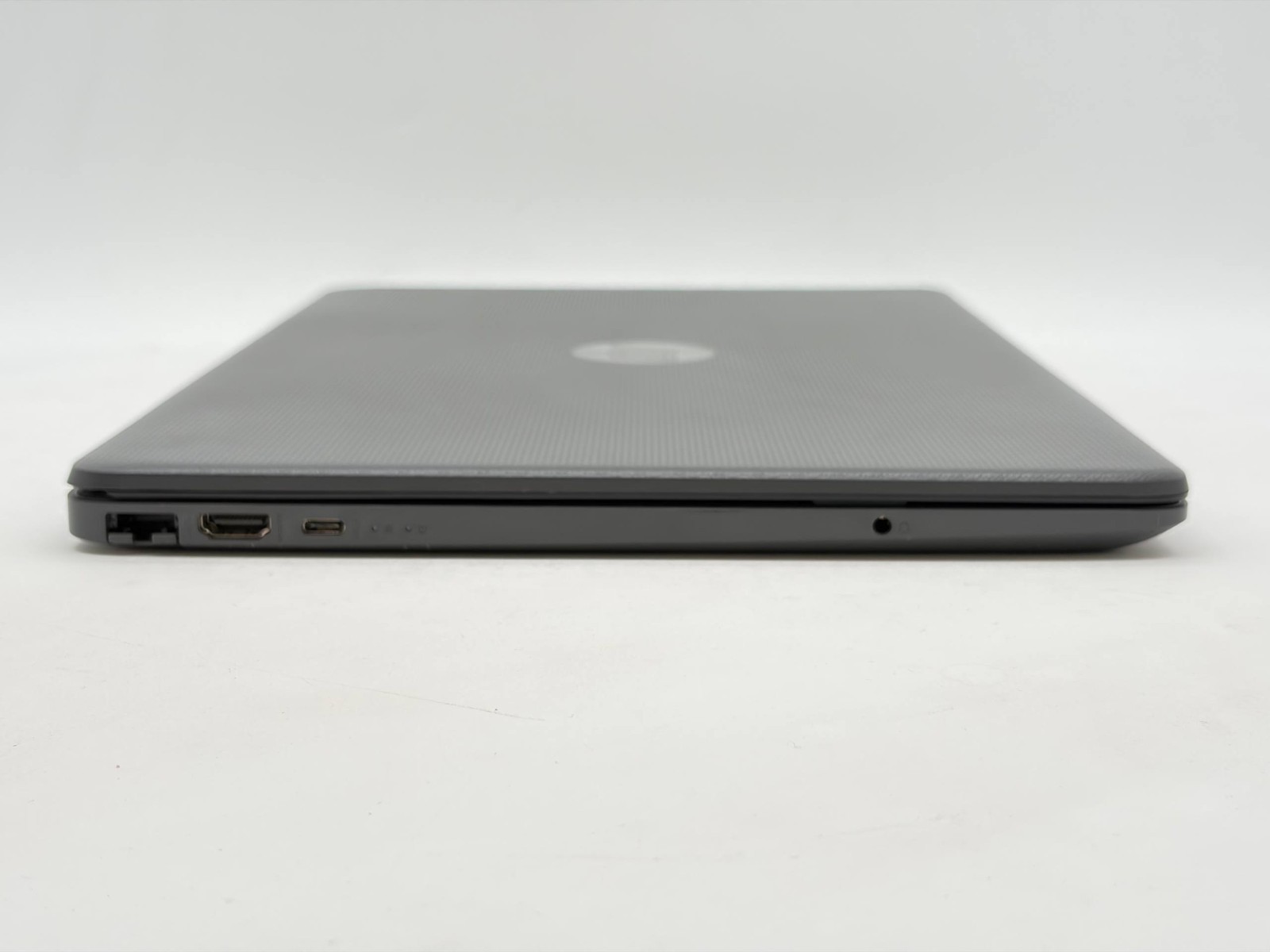 HP 250 G8 i5-1135G7@2.4GHz 16GB RAM 256GB SSD NO Batt Win 11 Pro No rubber fits
