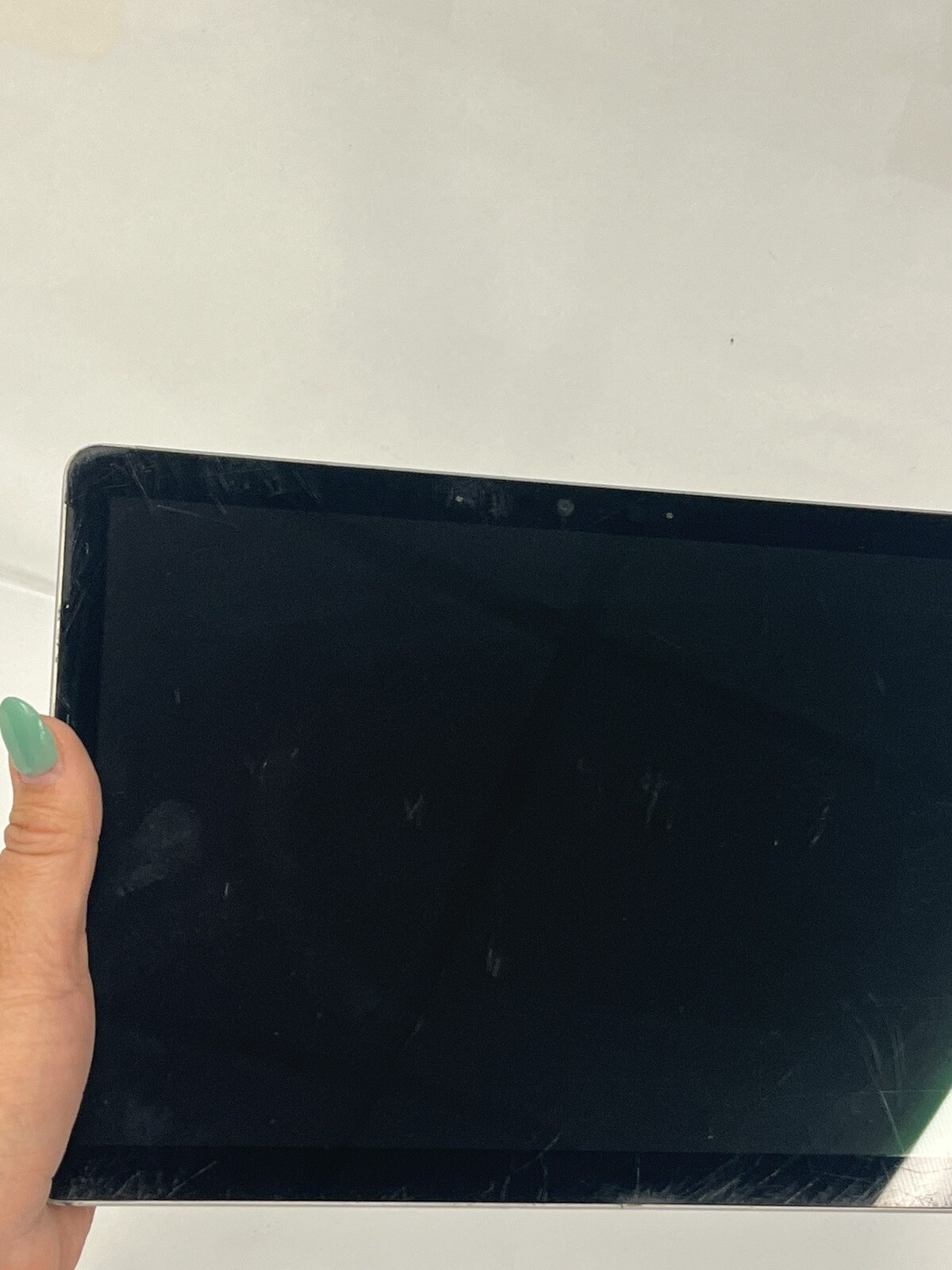 Microsoft 1926 Surface Go 2 10.5″ Pentium 4425Y @1.70Ghz 4GB Ram 64GB eMMc (5)