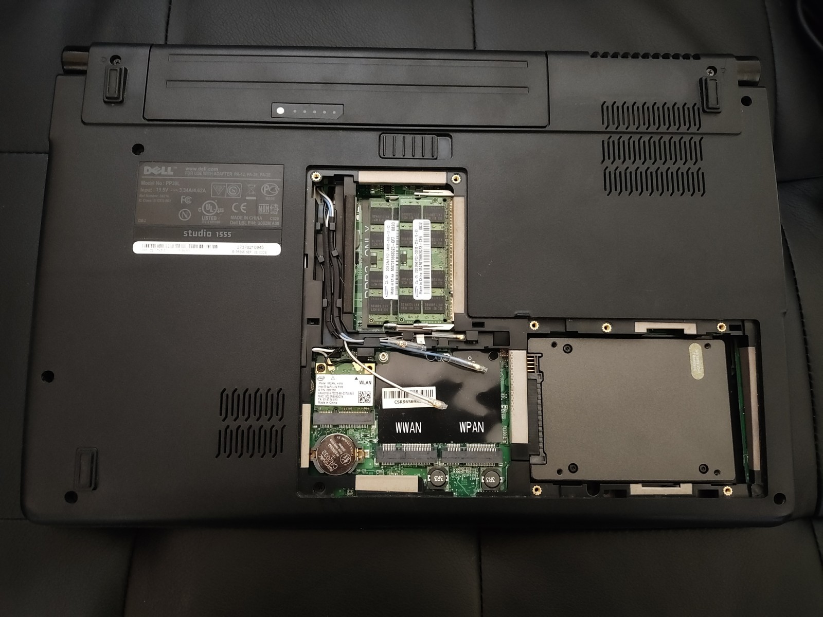 Dell Studio 1555 15.6″ Core 2 Duo 2.40GHz 120 GB SSD Linux Mint w/ Charger