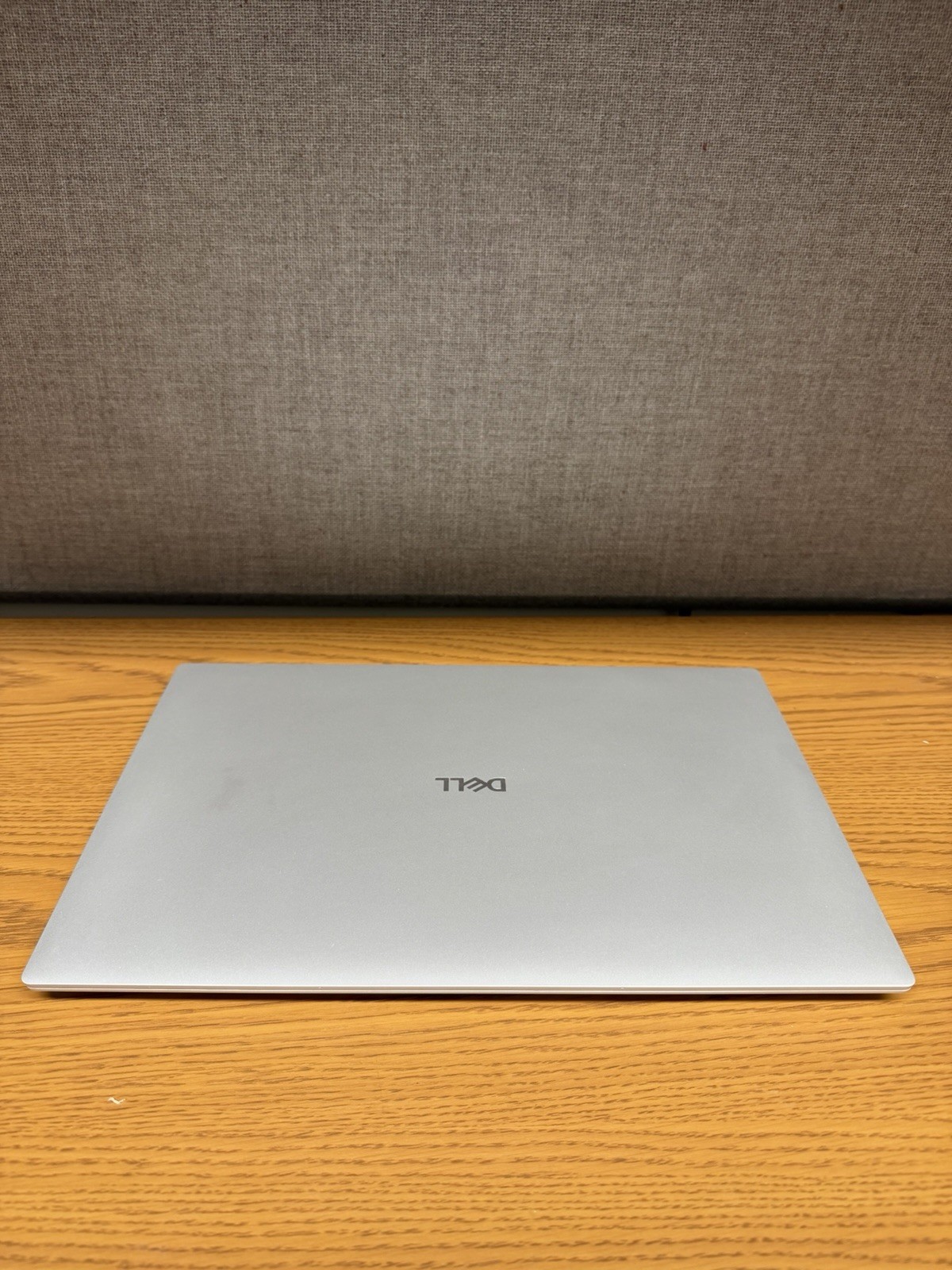Dell 16 (XPS 16) Premium, 4K OLED Touch, Ultra 7 255H 32GB 1TB RTX 5050