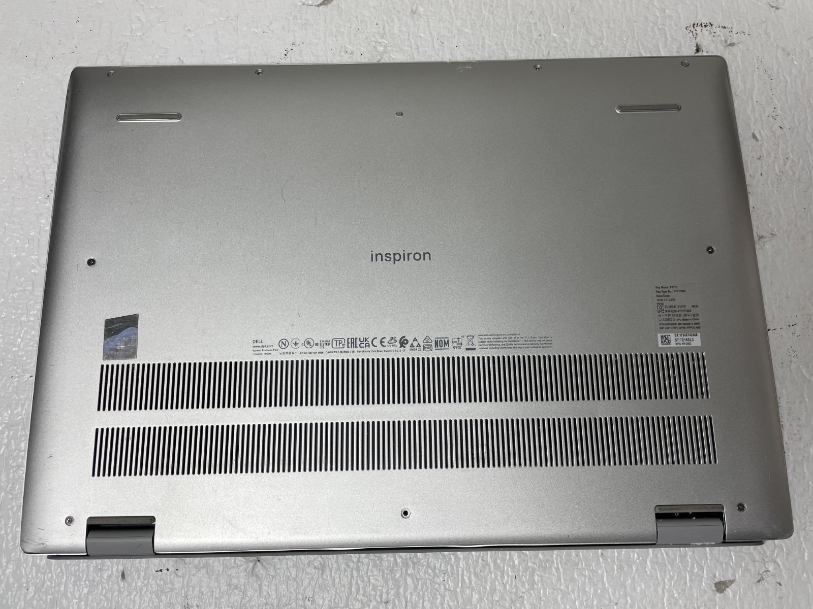 Dell Inspiron 16 5625 AMD RYZEN 7 5825U@2.00GHz 8GB RAM No SSD Parts *READ