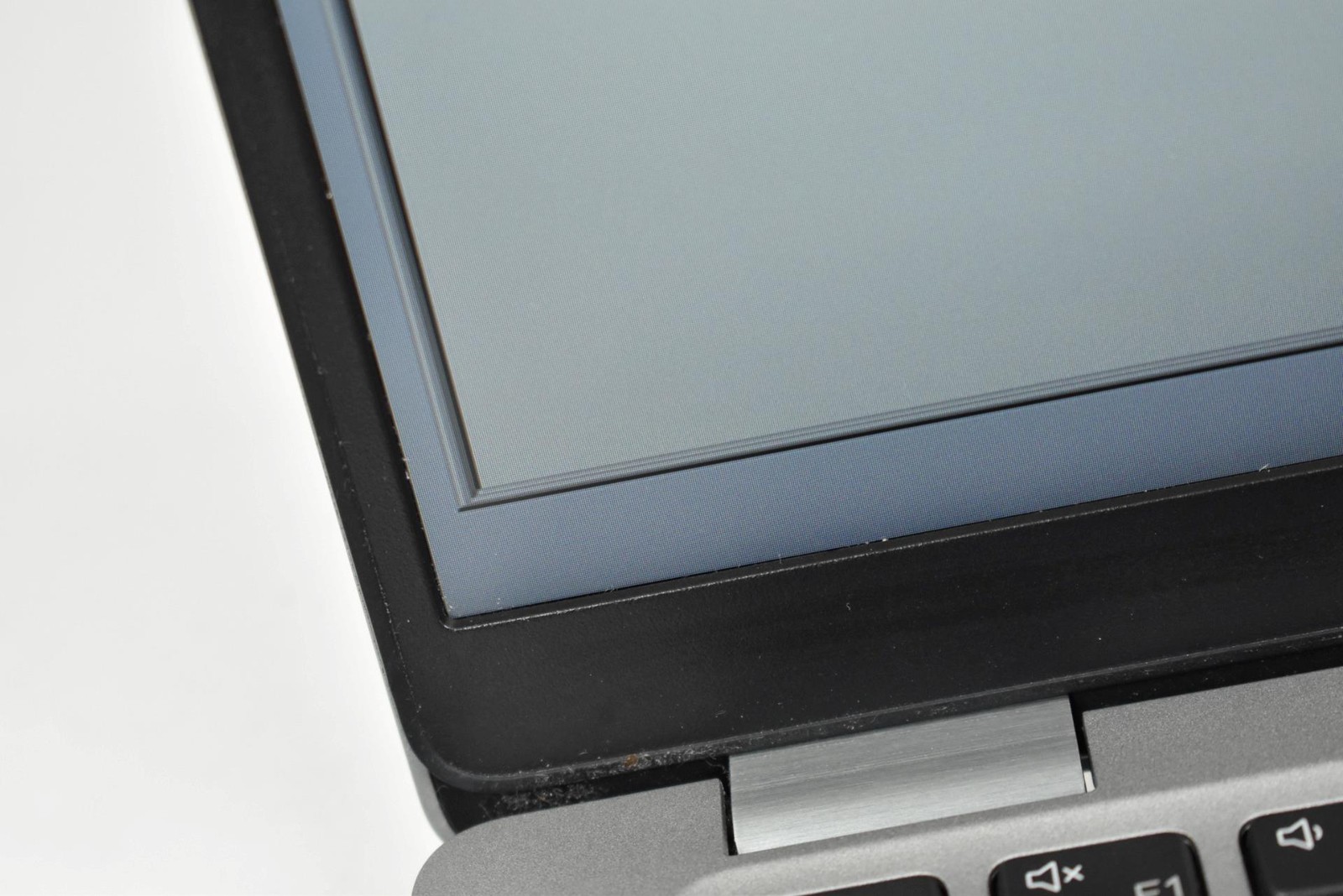 Dell Latitude 5410 Laptop i5-10310U 1.7GHz 16GB 256GB SSD 14″ No OS *See Issues*