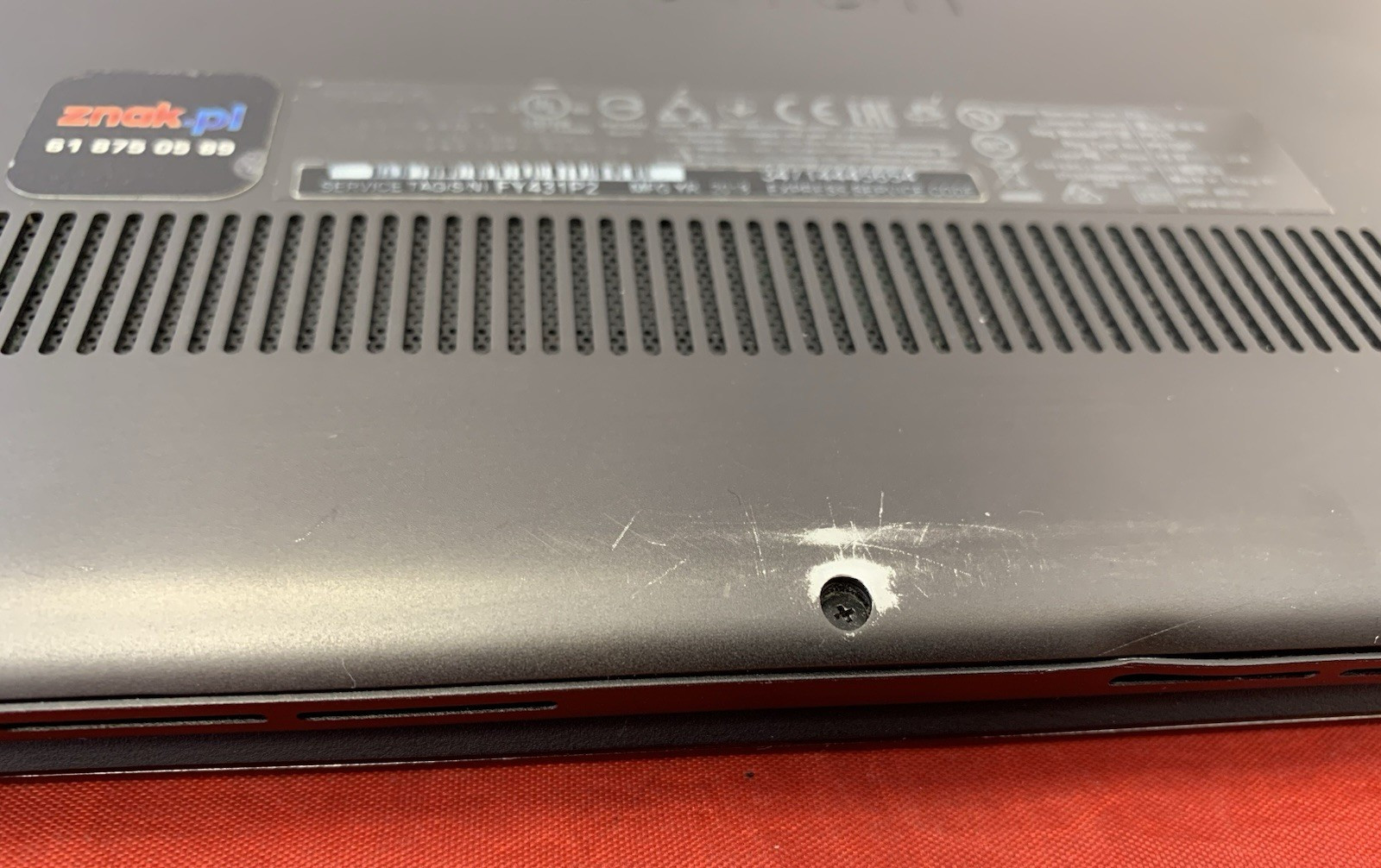 Dell Inspiron 7386 14″ Core i7 16GB 256GB Black FOR PARTS ONLY