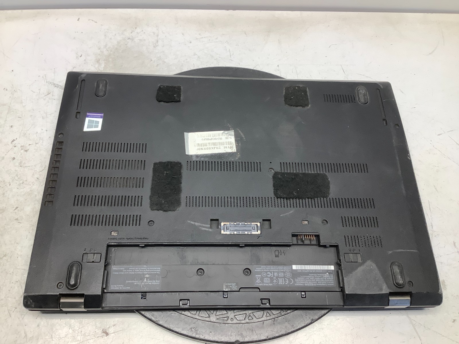 Lenovo ThinkPad T570 Intel i5-6300U 2.4GHz 8 GB NO HDD