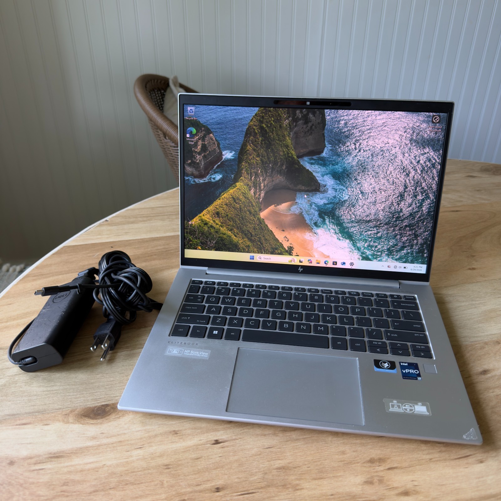 HP EliteBook 840 G9 14” 512GB SSD Intel i7-1265U 16GB RAM w Charger Win 11 Pro