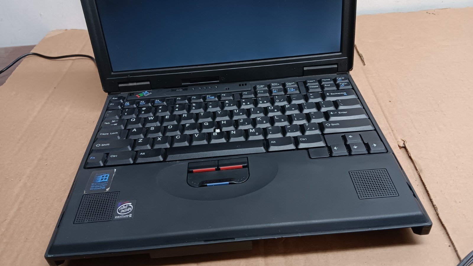 Vintage IBM ThinkPad 600 Laptop Intel Pentium II 13″ LCD Screen IBM TYPE 2645 PR