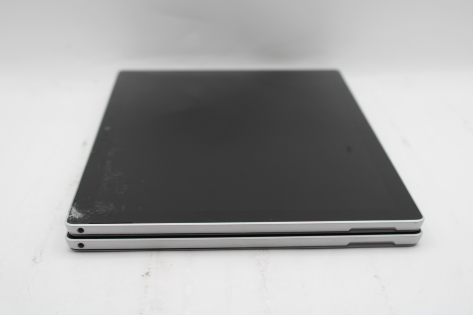 Lot of 2 Microsoft Surface Pro 5 Tablets 1796 _ m3-7Y30 _ 4GB / 128GB *PARTS