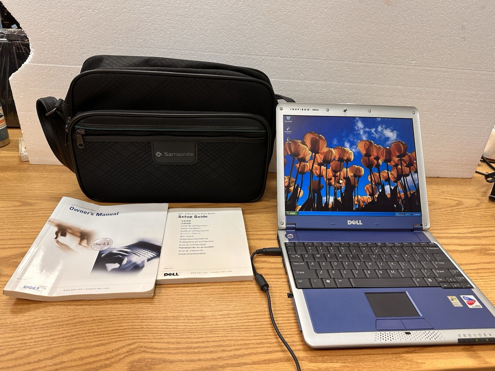 DELL INSPIRON 300M Laptop, WIN xp With Power Adapter, Manuals, Laptop Bag Tested