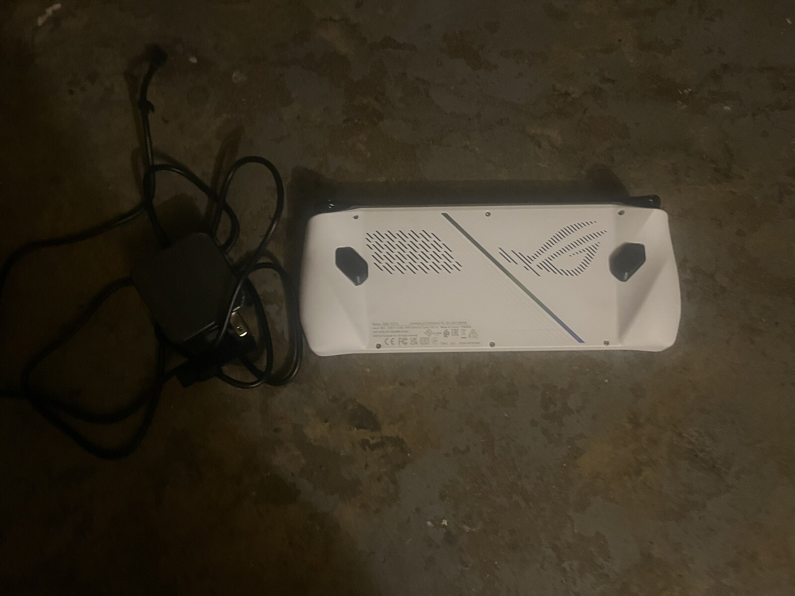 ASUS – ROG Ally 7