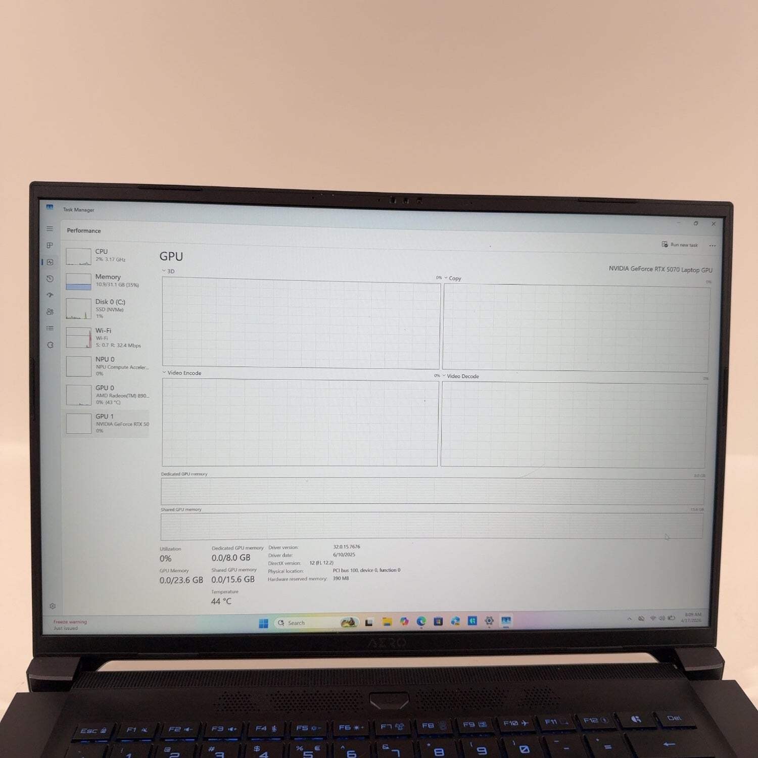 Gigabyte Aero X16 EG61H 16″ Ryzen AI 9 HX 370 32GB RAM 1TB SSD GeForce RTX 5070