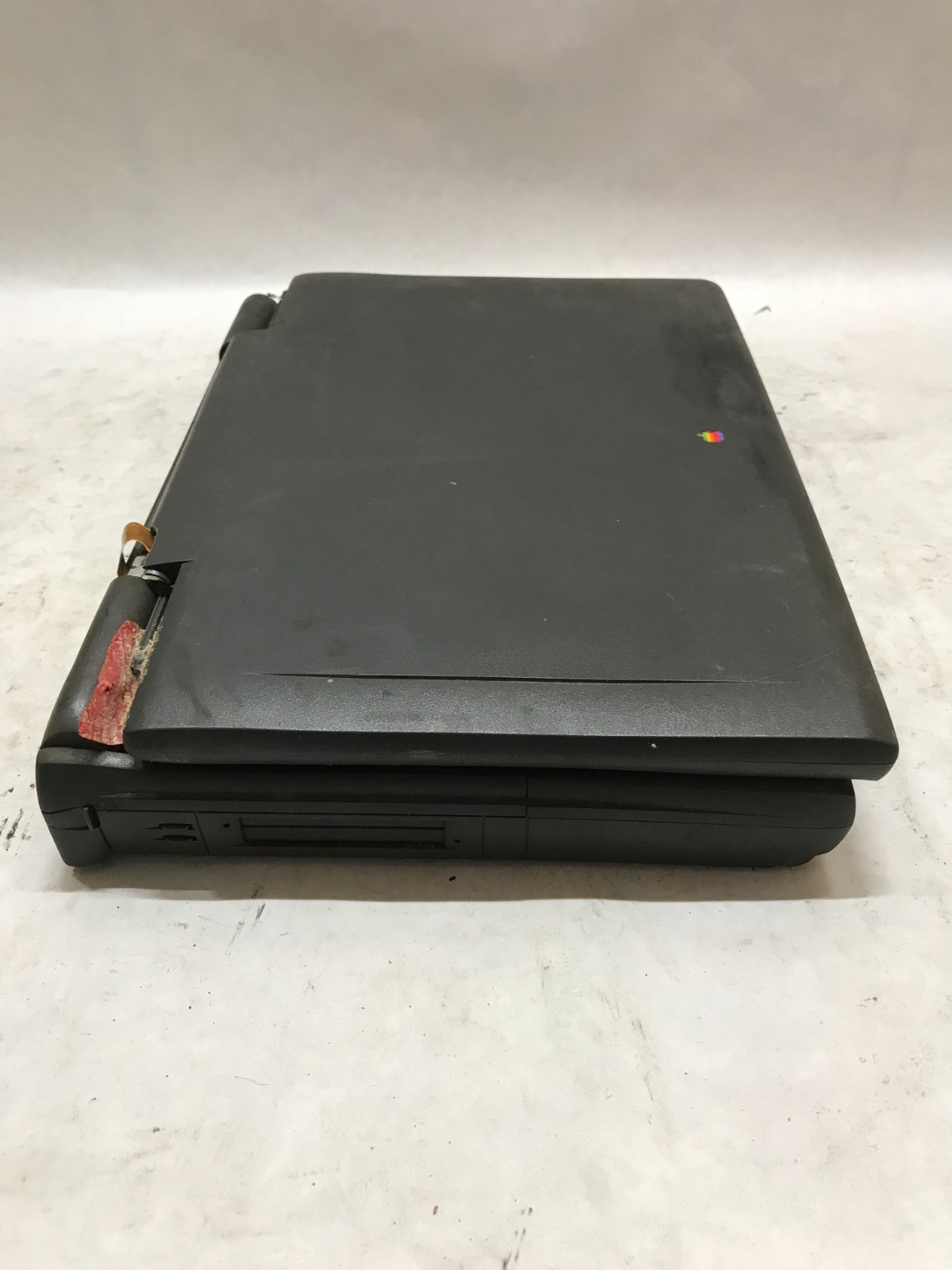 Vintage Apple PowerBook 3500 Series For Parts/Repair NO POWER SOLD AS IS!!! – DW
