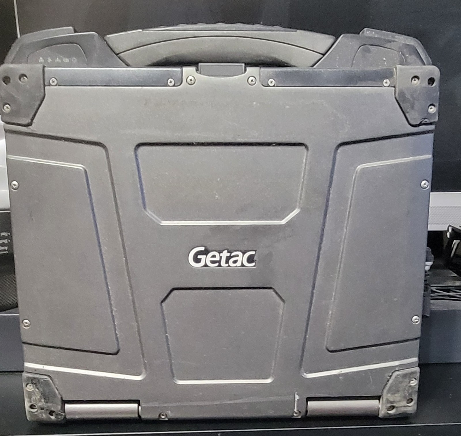 Getac B300 G5 Rugged Touch 13.3″ i5-4300M 2.60GHz 4GB Ram 2573 Hours