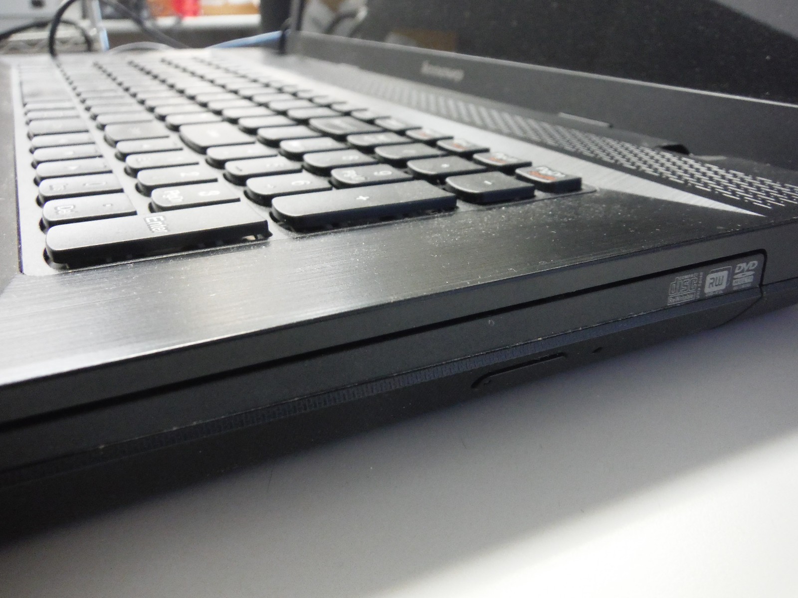 LENOVO G700 Laptop i5 CPU 16GB RAM 360GB SSD Win 11 PRO