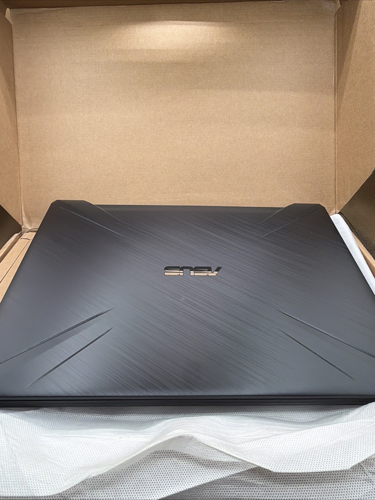 Asus FX505DT-EB73 TUF Laptop 15.6″ Ryzen 7 8GB RAM 512GB SSD GeForce GTX 1650 PC
