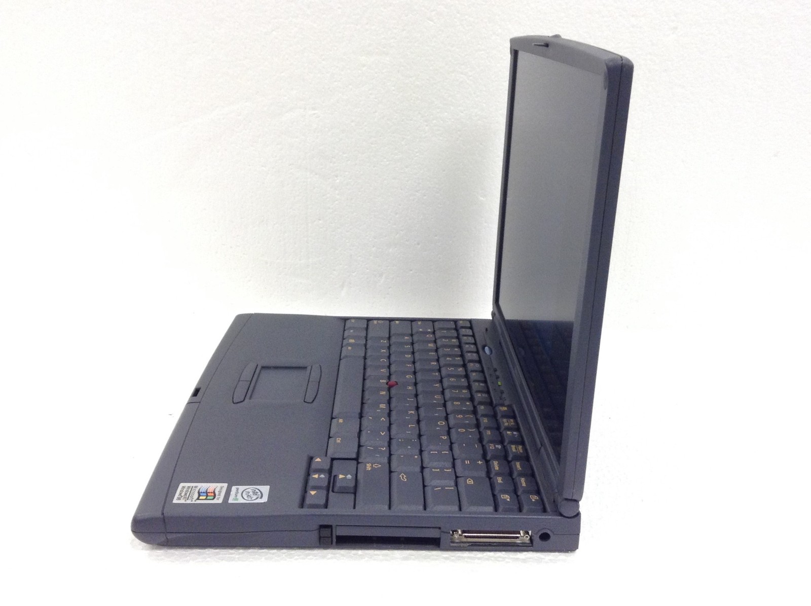 Vintage HP OmniBook 900 Laptop Pentium III 500MHz 13.6″ w/64MB Ram, WORKING