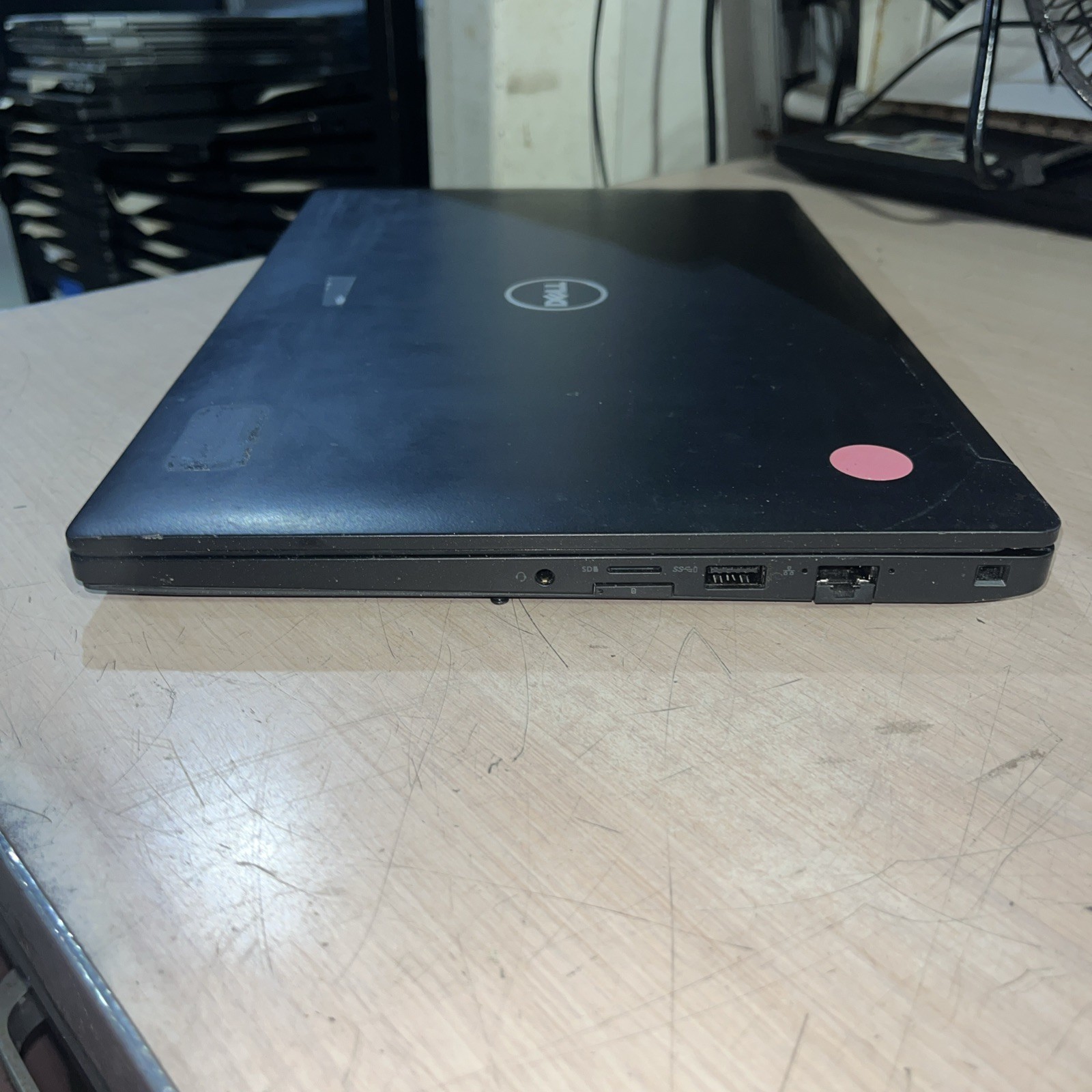 DELL LATITUDE 7480 INTEL CORE I7-7600U 8GB RAM NO HD,