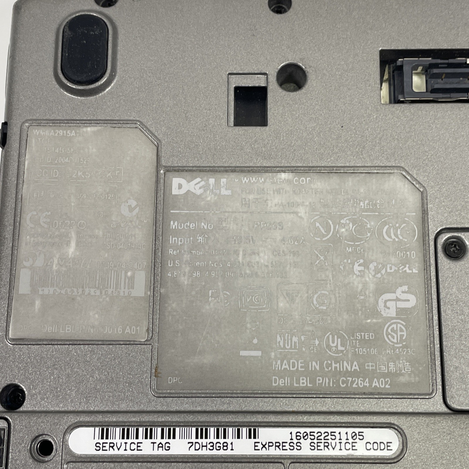 DELL LATITUDE D410 – No Hard Drive – INTEL CENTRINO – 2 GB RAM *READ DESCRIPTION
