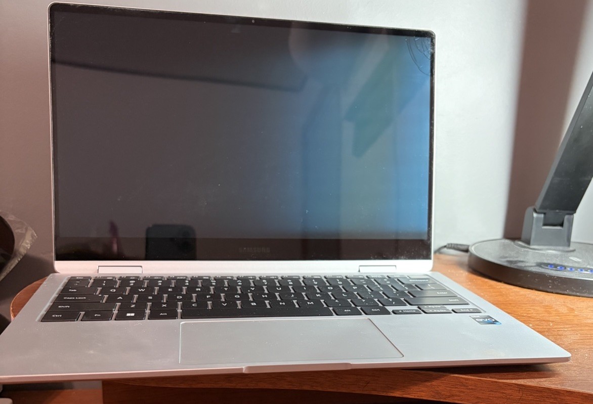 Samsung Galaxy Book3 360 13.3″ 256 GB i5 2 in 1 Notebook