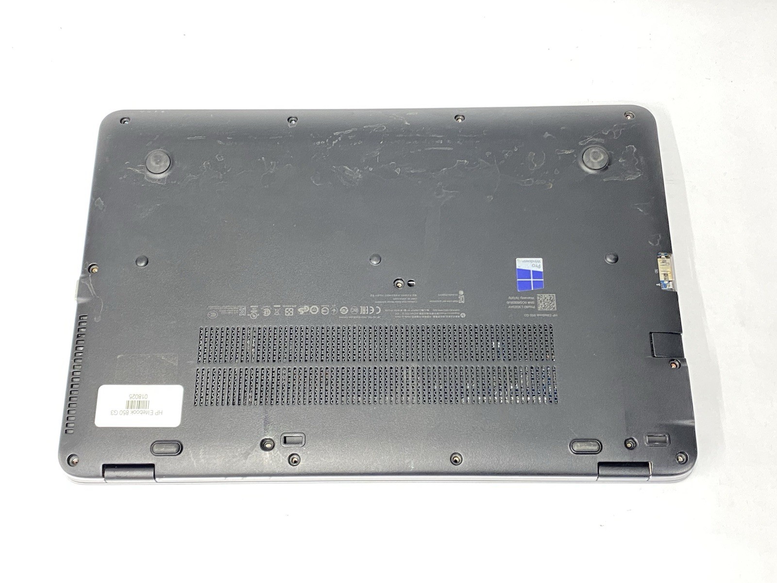 Lot of (4) HP Elitebook 850 G3 – HD – i5-6200u – No RAM/SSD/OS – READ