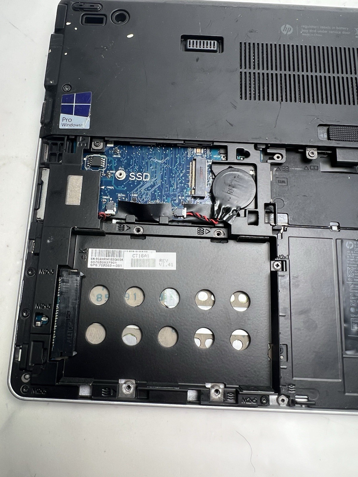 HP EliteBook Folio 9480m Intel Core i7 256GB WIN 10 For Parts Only Broken!!