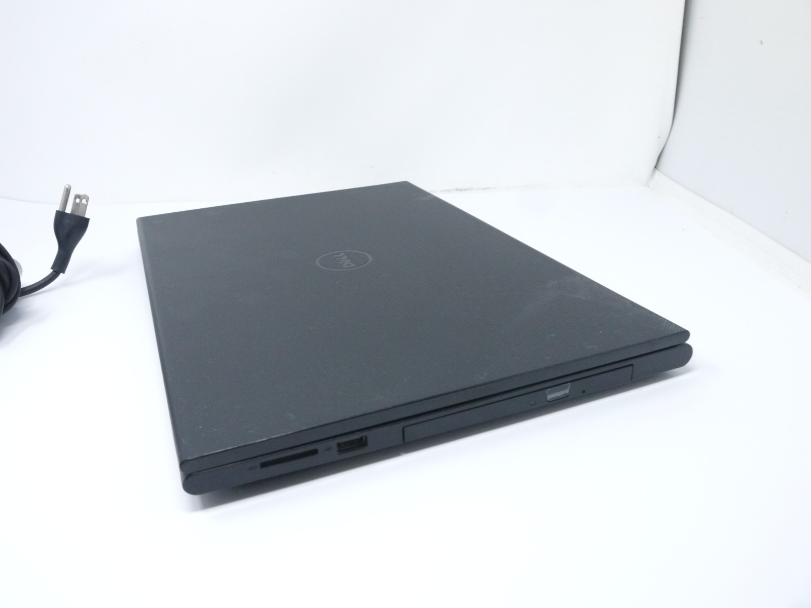 Dell Inspiron 3541 15.6″ Laptop – AMD A6-6310 / 4GB / 500GB HDD – New Battery
