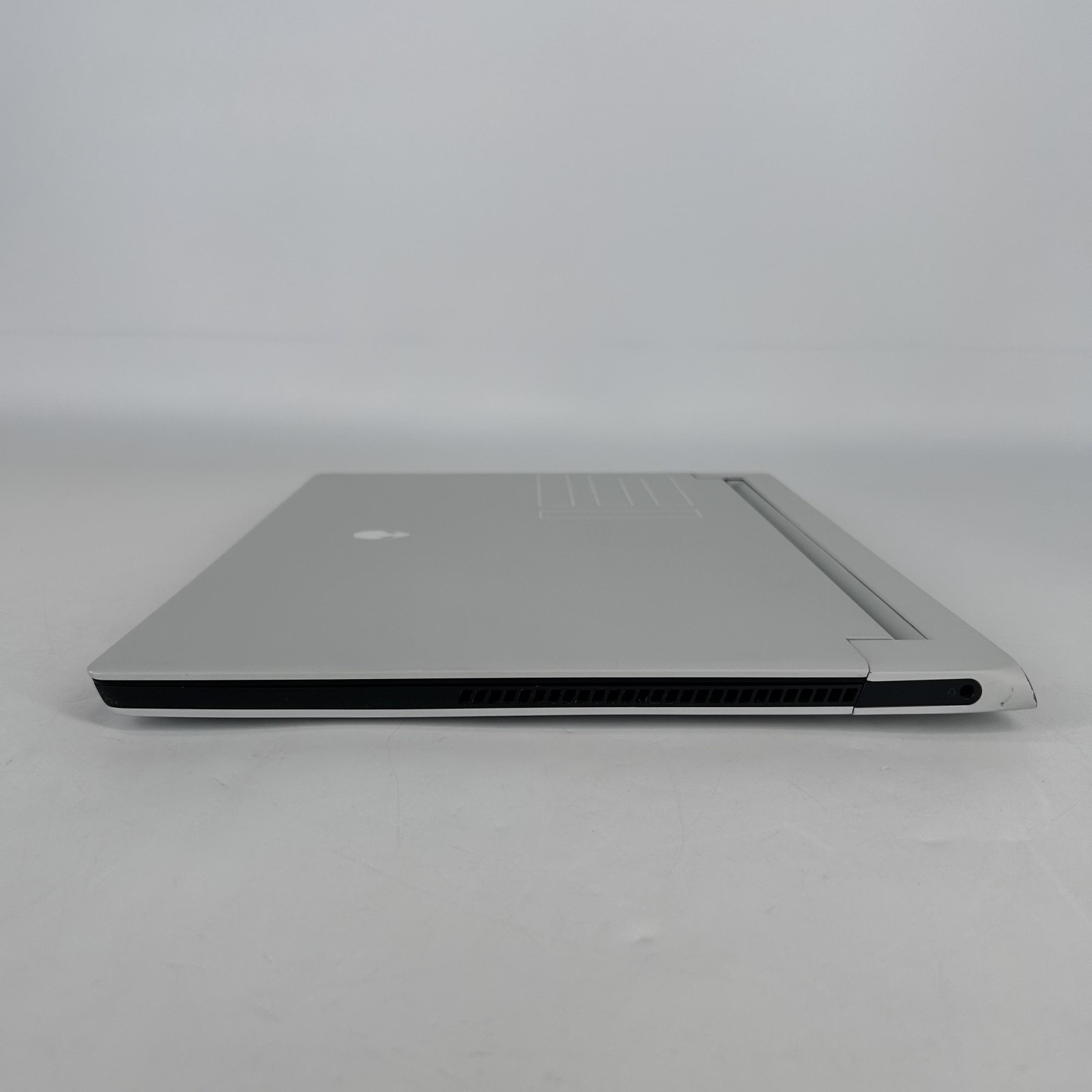 Dell Alienware X15 R2 165Hz FHD 2.3GHz i7-12700H 16GB 1TB RTX 3070 Ti FRAME GAP
