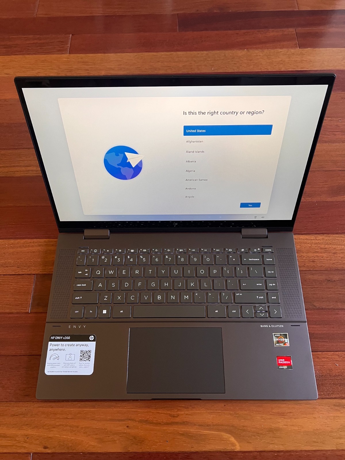 HP ENVY x360 15.6″ FHD Touch Ryzen 5 5625U 32GB RAM 1TB SSD B&O Audio W11 P/Read