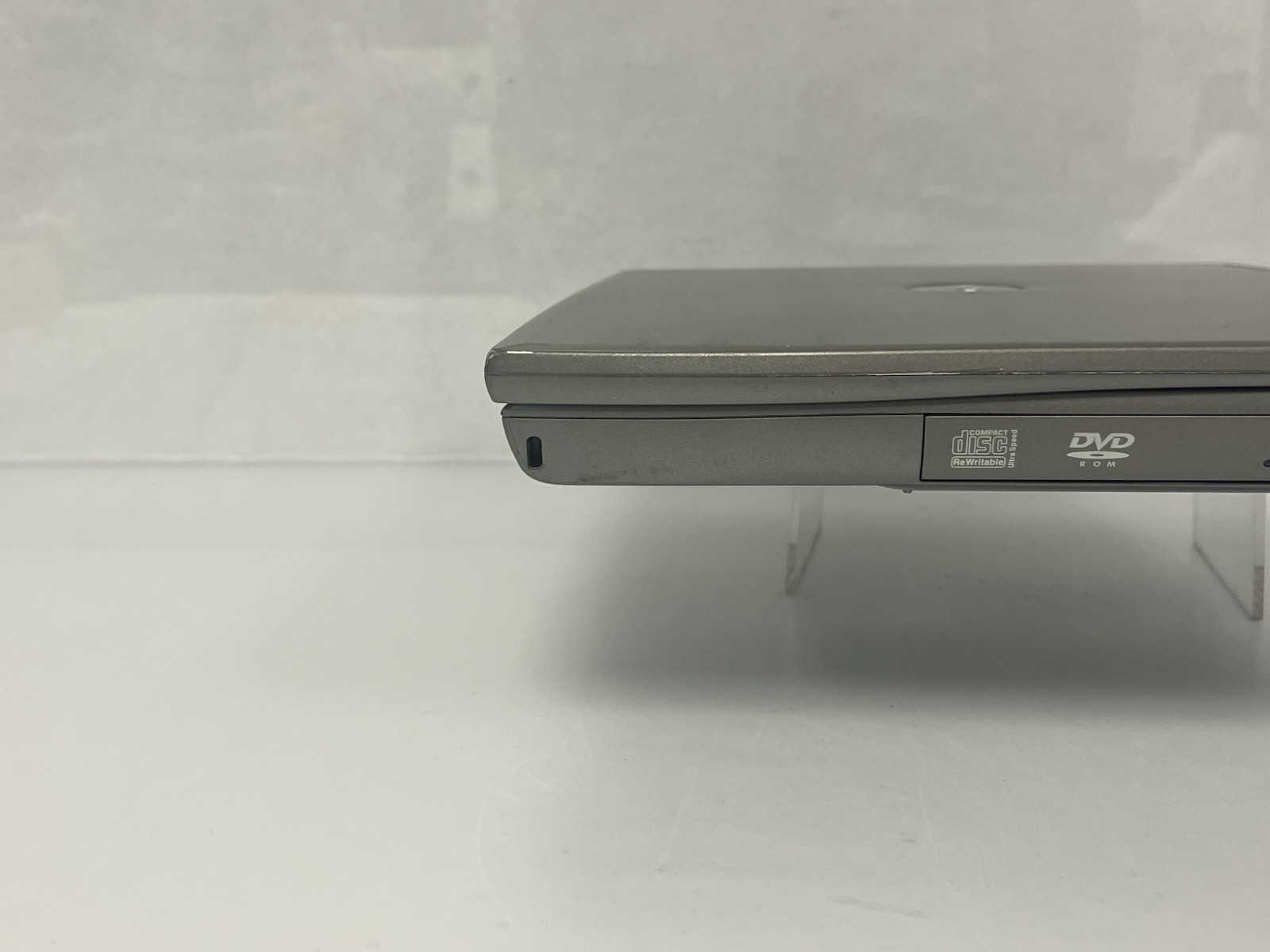 Dell Latitude D600 Pentium M 1.70ghz 512 MB Ram No HDD NO OS #2