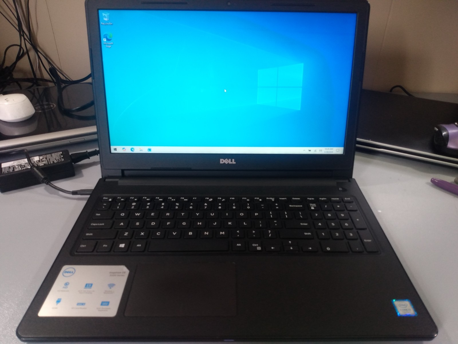 Dell inspiron 15-3567 windows 10 laptop