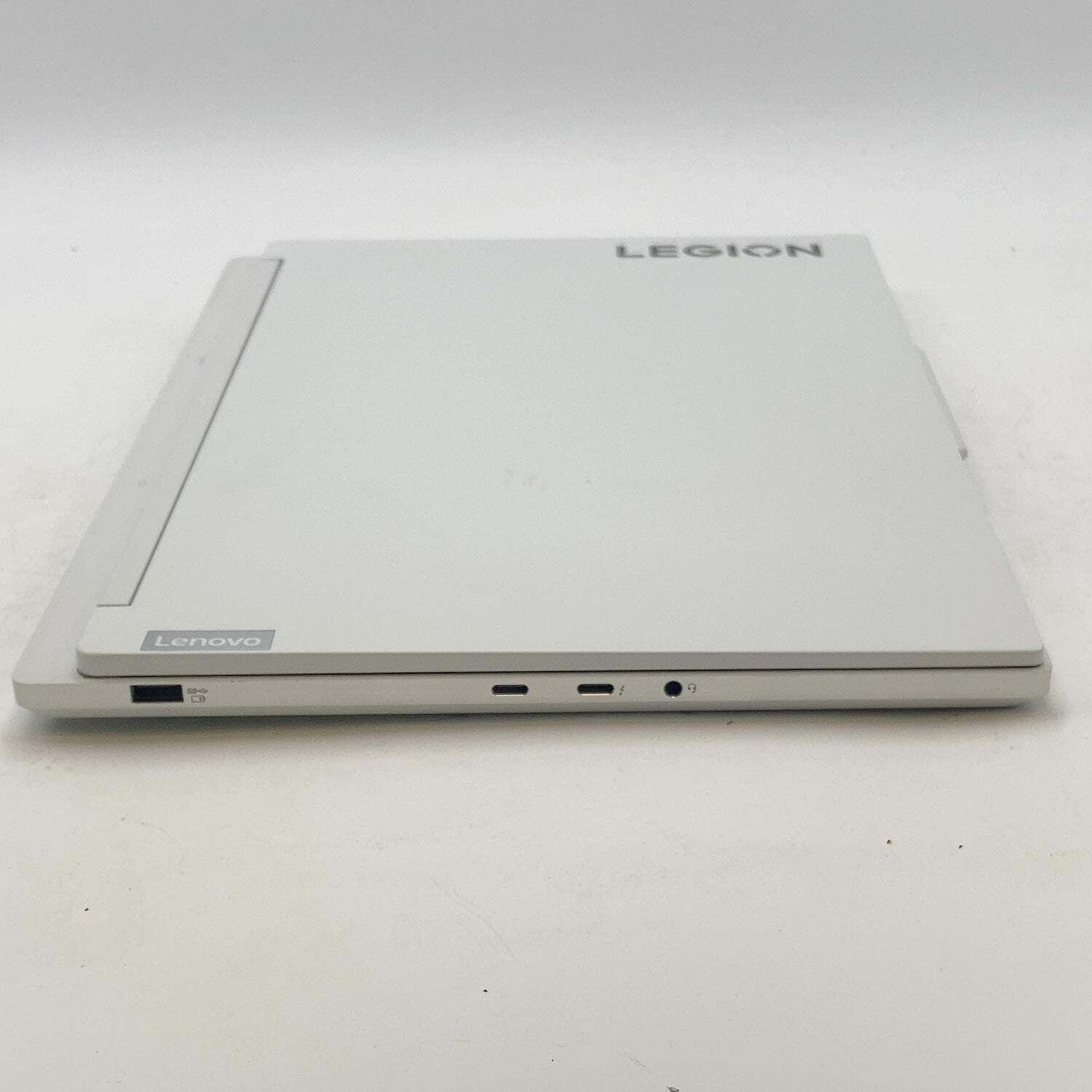 Legion 7i Gen 9 16″ I9-14900HX 2.2GHz 32GB RAM 1TB SSD GeForce RTX 4070
