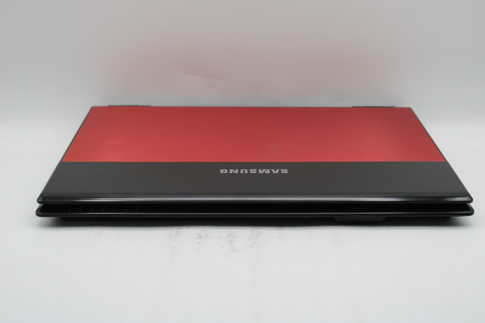 Samsung Sens X460 _ Core 2 Duo P8700 _ 4GB RAM _ NVIDIA _ No SSD / OS *PARTS