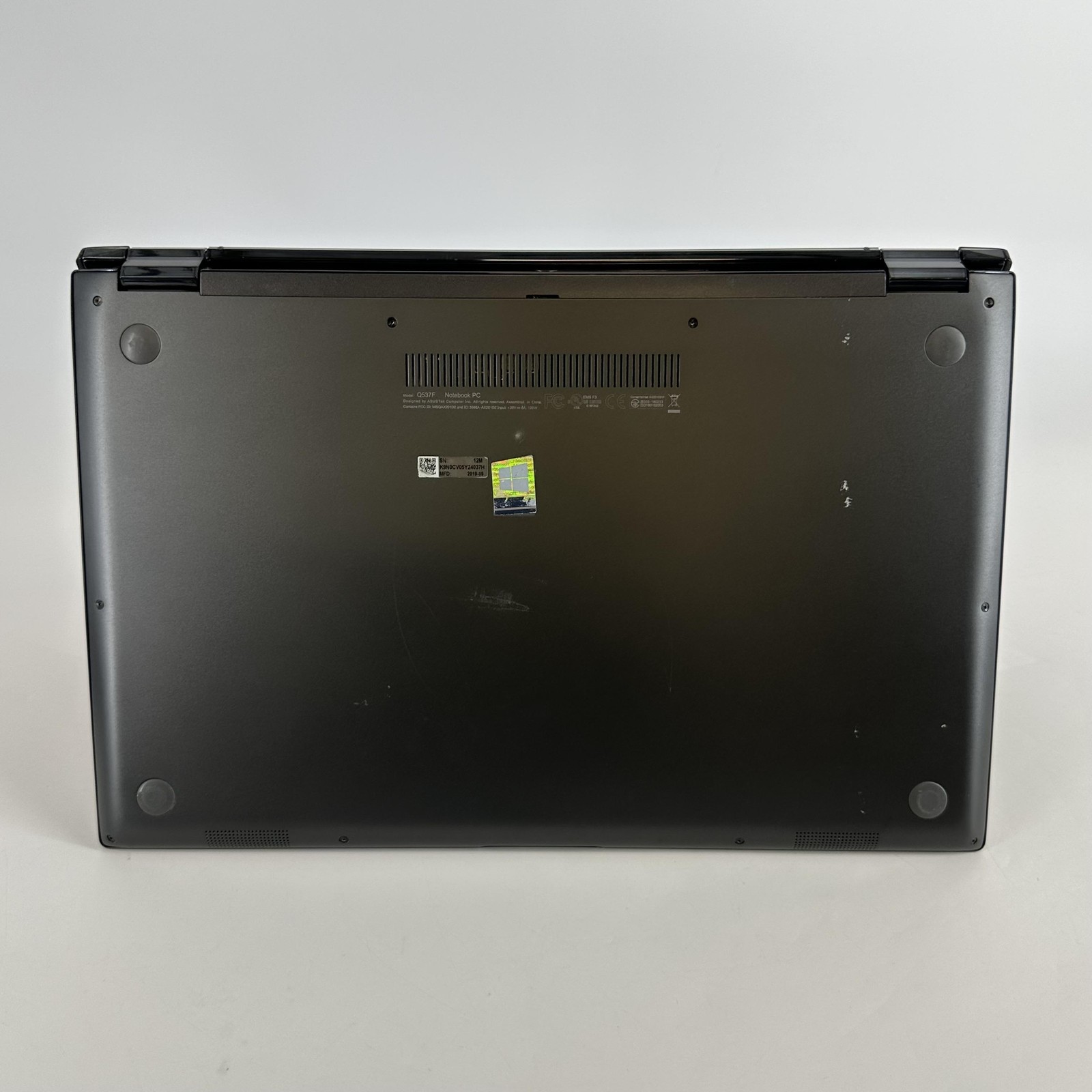 Asus Zenbook Flip 15 4K TOUCH i7-10510U 1.80GHz 16GB 1TB SSD GTX 1050 Max-Q Good