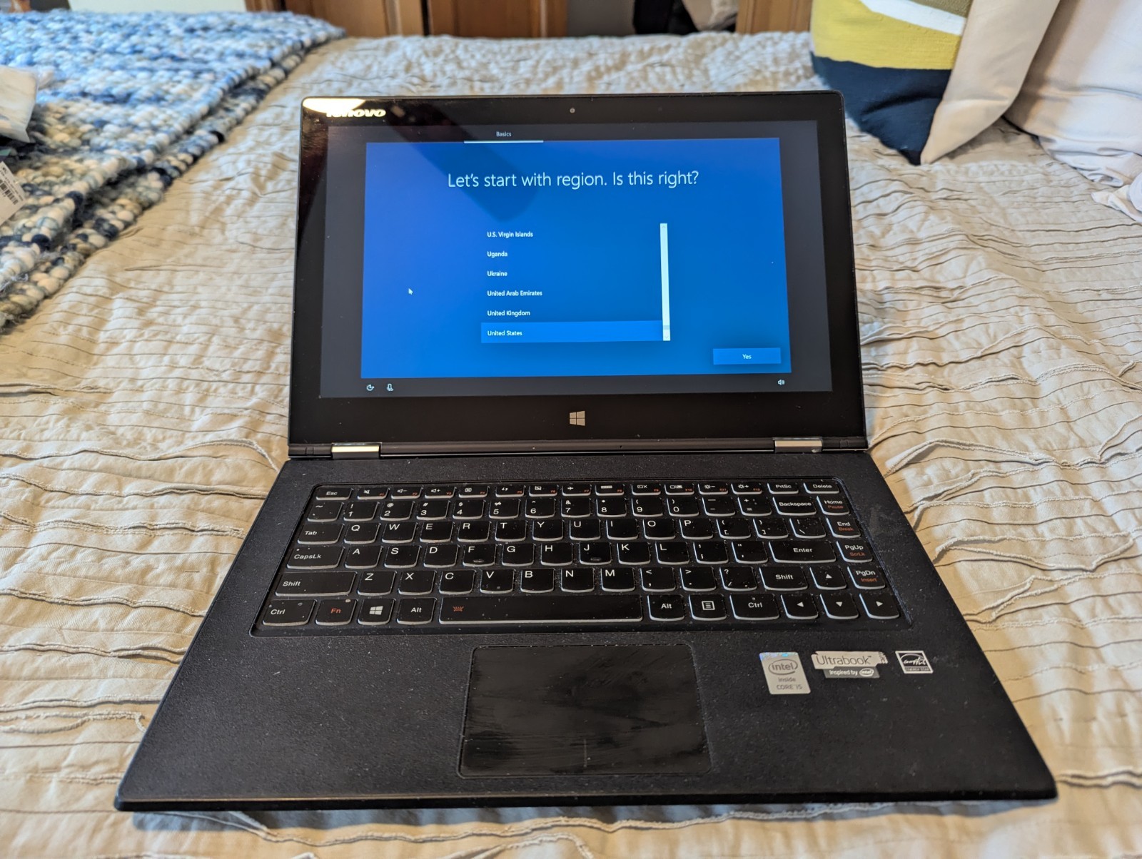 Lenovo Yoga 2 Pro 13.3in. (128G SSD, Intel Core i5-4200u 1.6GHz, 4GB Memory)